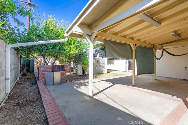 8465 Hazeltine, Panorama City, CA 91402