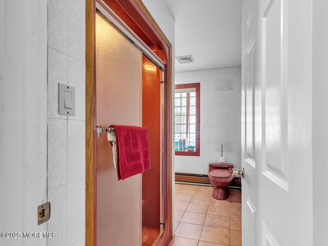 18 Beacon Drive, Waretown, NJ 08758