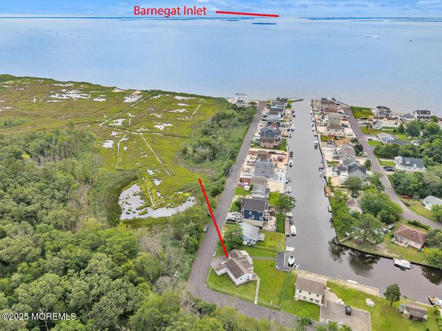 18 Beacon Drive, Waretown, NJ 08758