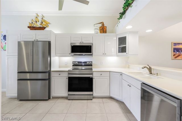 14530 Red Fox RUN 215, Naples, FL 34110