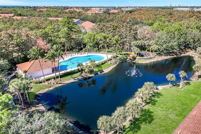 14530 Red Fox RUN 215, Naples, FL 34110