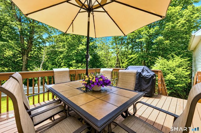 79 Old Colony Road 79, Monroe, CT 06468
