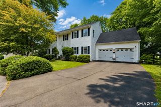 79 Old Colony Road 79, Monroe, CT 06468