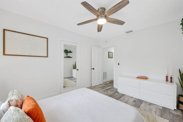 744 Sunset Road, West Palm Beach, FL 33401