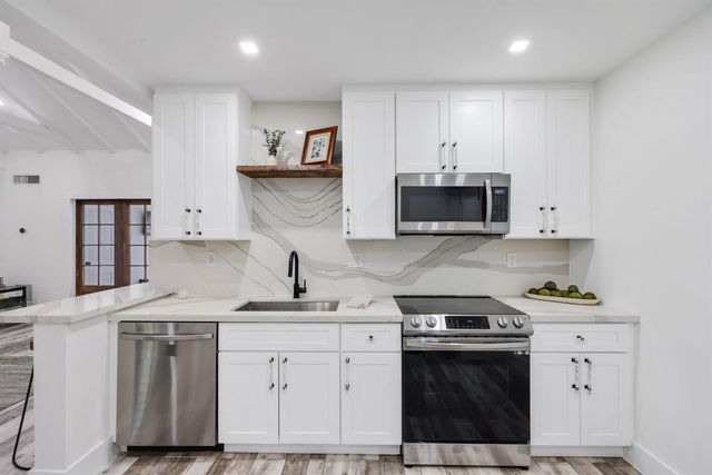 744 Sunset Road, West Palm Beach, FL 33401