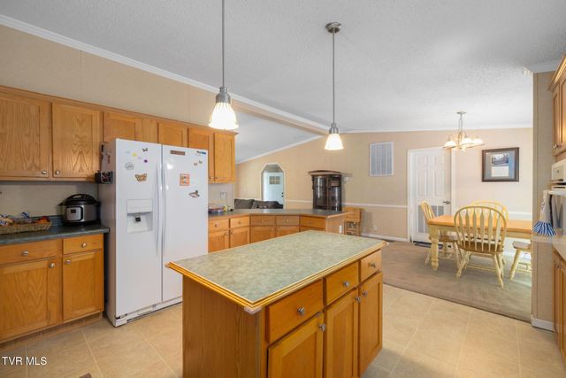 1207 West Cedar Street, Bristol, TN 37620
