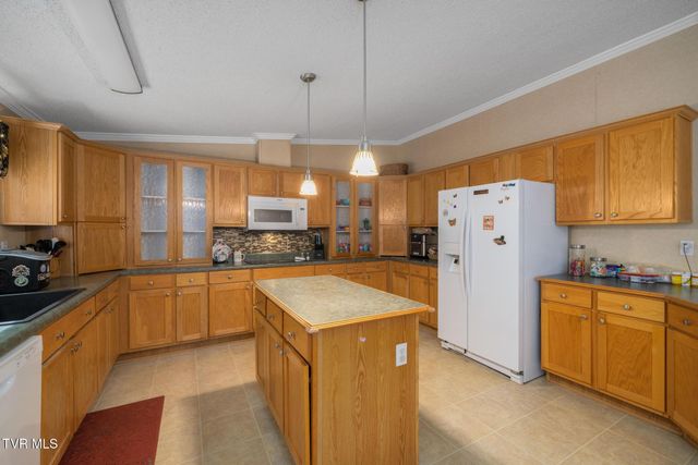 1207 West Cedar Street, Bristol, TN 37620