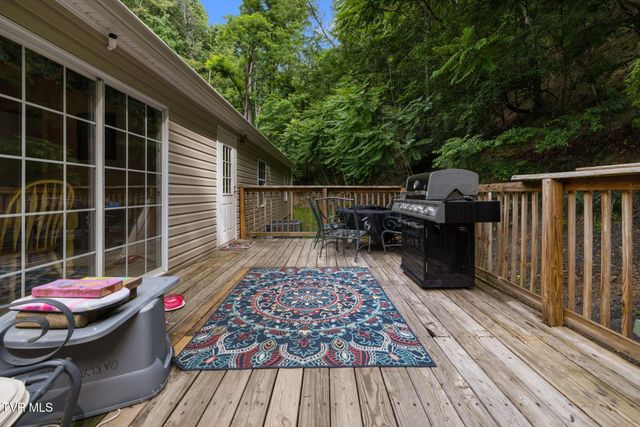 1207 West Cedar Street, Bristol, TN 37620