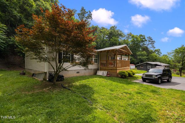 1207 West Cedar Street, Bristol, TN 37620