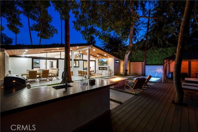 22263 Flanco, Woodland Hills (los Angeles), CA 91364