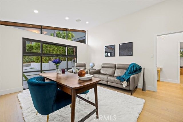 22263 Flanco, Woodland Hills (los Angeles), CA 91364