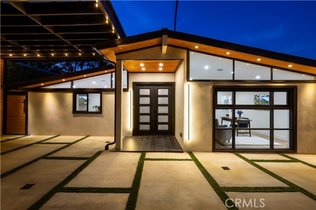 22263 Flanco, Woodland Hills (los Angeles), CA 91364