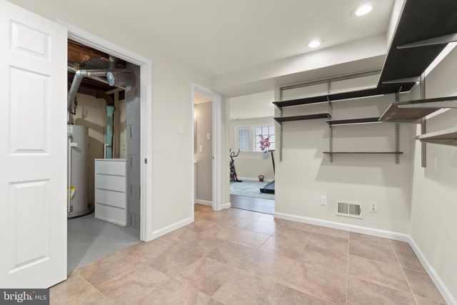 4 BELLE LN, Cinnaminson, NJ 08077