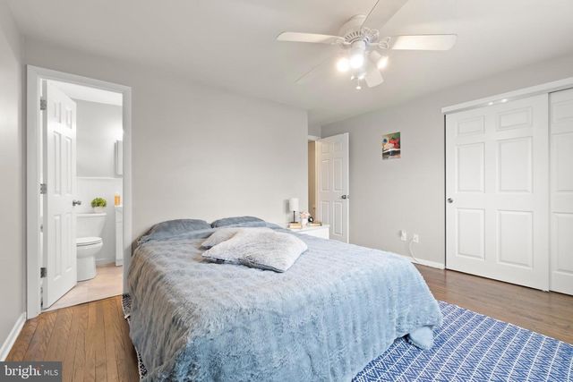 4 BELLE LN, Cinnaminson, NJ 08077