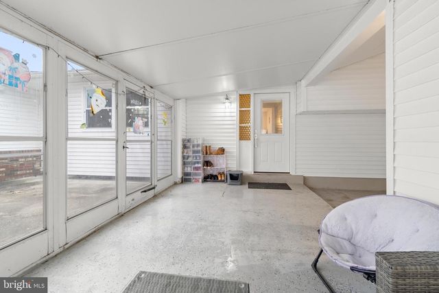 4 BELLE LN, Cinnaminson, NJ 08077