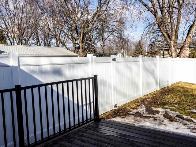 329 E GREEN BAY STREET, Pulaski, WI 54162