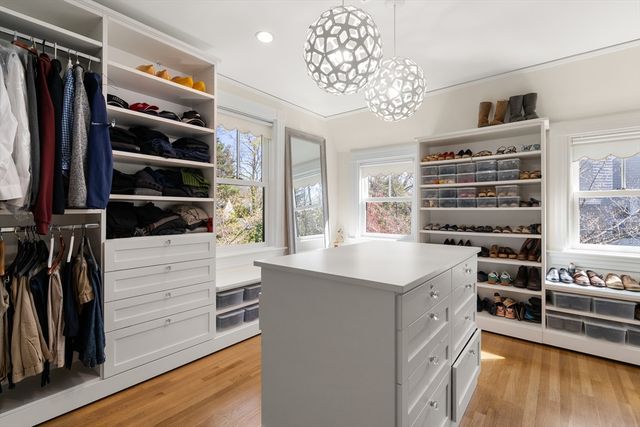 9 Farrar Street 9, Cambridge, MA 02138