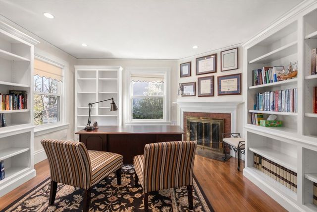9 Farrar Street 9, Cambridge, MA 02138