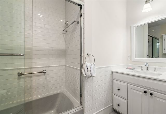 9 Farrar Street 9, Cambridge, MA 02138