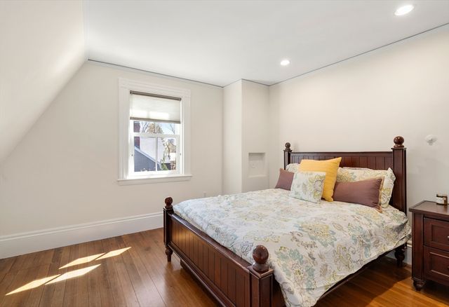 9 Farrar Street 9, Cambridge, MA 02138