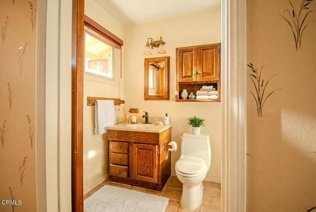 8601 Gloria Avenue, North Hills (los Angeles), CA 91343