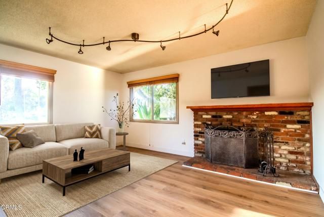 8601 Gloria Avenue, North Hills (los Angeles), CA 91343