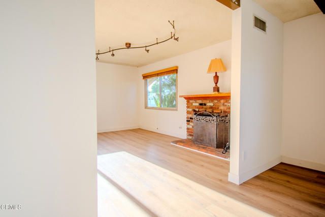 8601 Gloria Avenue, North Hills (los Angeles), CA 91343