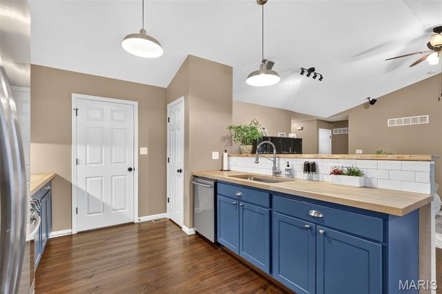 42 Underlay Court, Wentzville, MO 63385