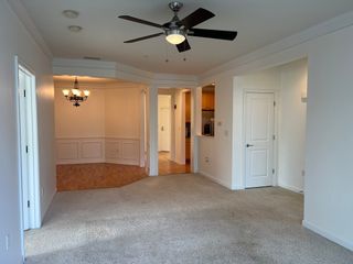 132 Clocktower Dr 312, Waltham, MA 02452