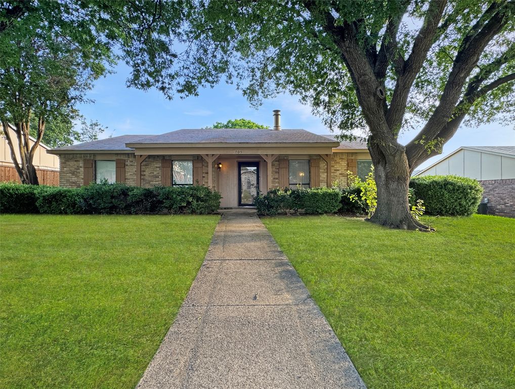 705 Priscilla, Desoto, TX 75115 — exterior