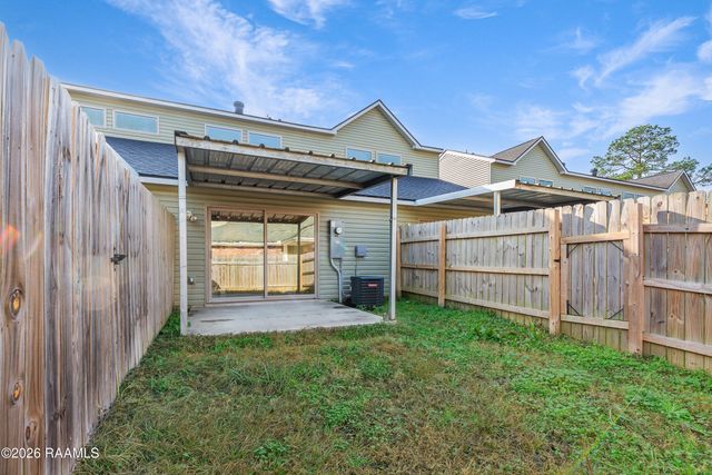 111 Oak Plains Alley, Lafayette, LA 70508