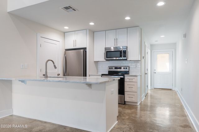 111 Oak Plains Alley, Lafayette, LA 70508