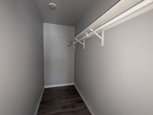 1302 N Clinton Avenue, A & B, Lubbock, TX 79416