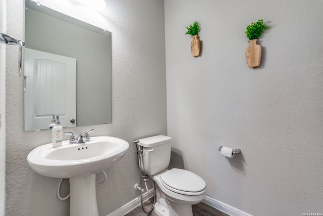 1529 Stony Island Dr, San Antonio, TX 78245