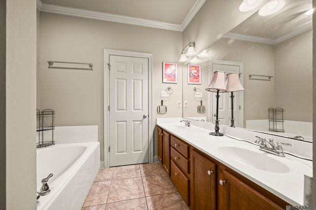 3948 Cypress Hall Dr, Addis, LA 70710