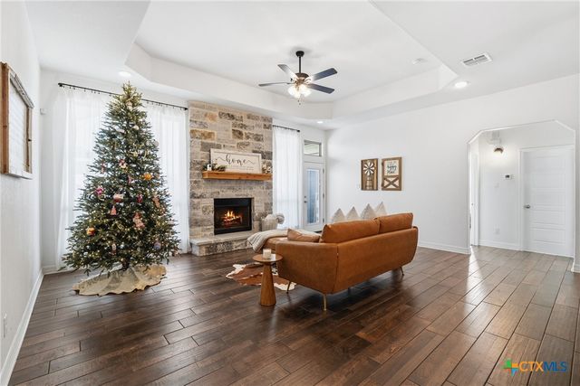 8107 Green Hill Drive, Salado, TX 76571