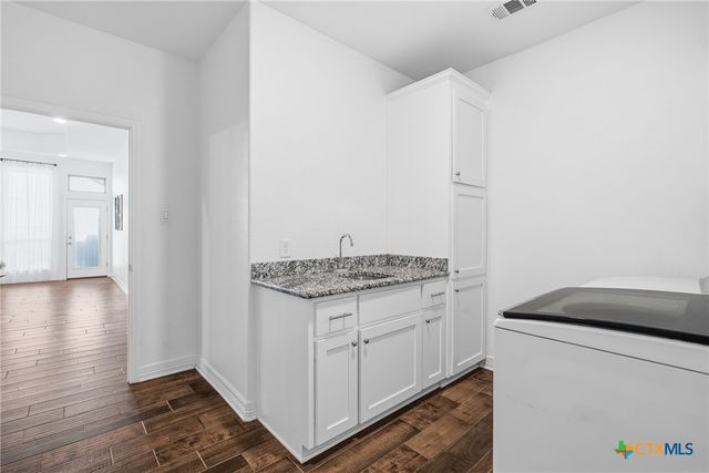 8107 Green Hill Drive, Salado, TX 76571