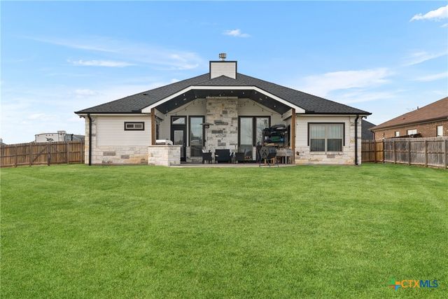 8107 Green Hill Drive, Salado, TX 76571