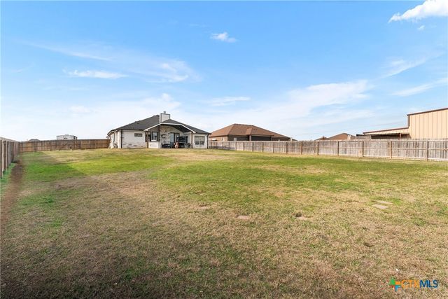 8107 Green Hill Drive, Salado, TX 76571