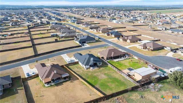 8107 Green Hill Drive, Salado, TX 76571