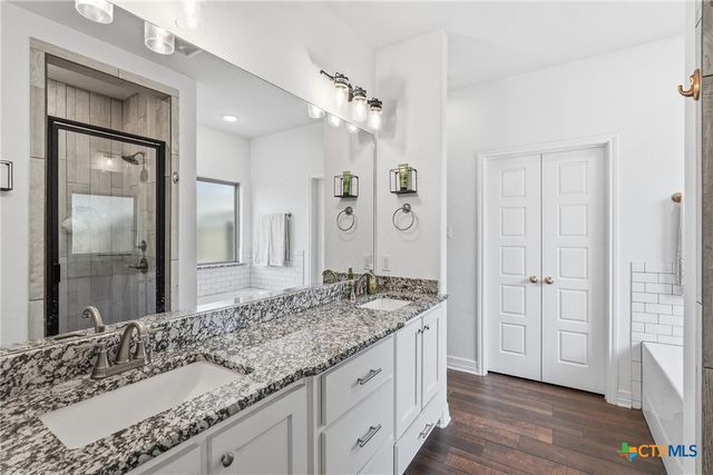 8107 Green Hill Drive, Salado, TX 76571