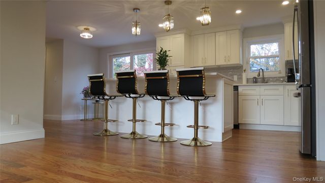 1 Eliot Drive, Lake Grove, NY 11755