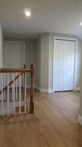 1 Eliot Drive, Lake Grove, NY 11755