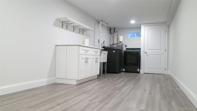 1 Eliot Drive, Lake Grove, NY 11755