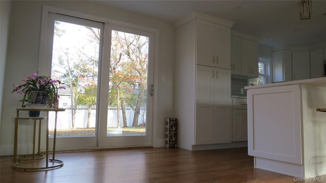 1 Eliot Drive, Lake Grove, NY 11755