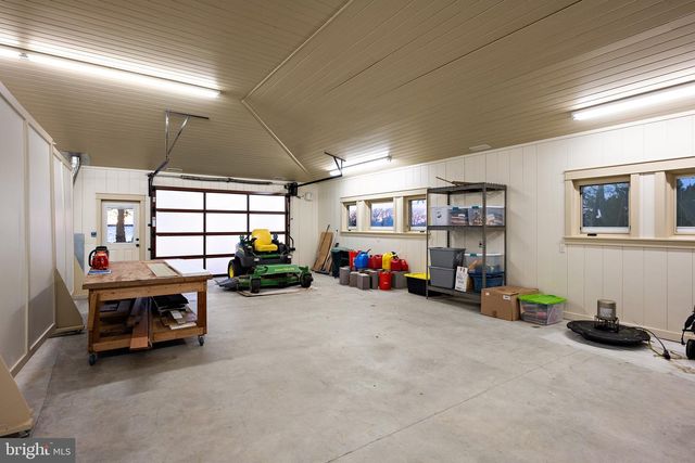 5711 WATERSIDE DR, Berlin, MD 21811