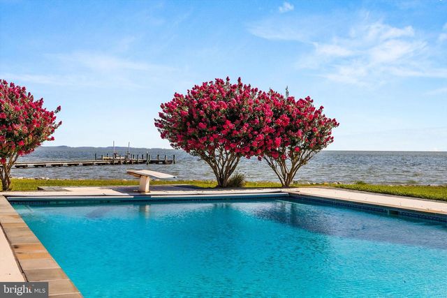 5711 WATERSIDE DR, Berlin, MD 21811