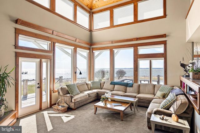 5711 WATERSIDE DR, Berlin, MD 21811