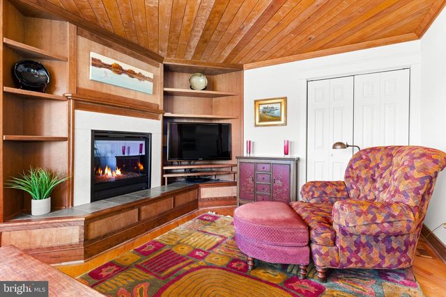 5711 WATERSIDE DR, Berlin, MD 21811