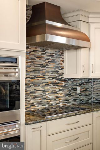 5711 WATERSIDE DR, Berlin, MD 21811